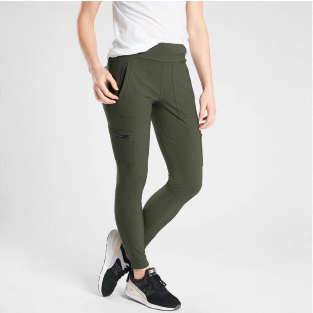 Athleta Headlands Hybrid Cargo Tight Arbor Olive Green Size 0 *EUC Hiking Travel